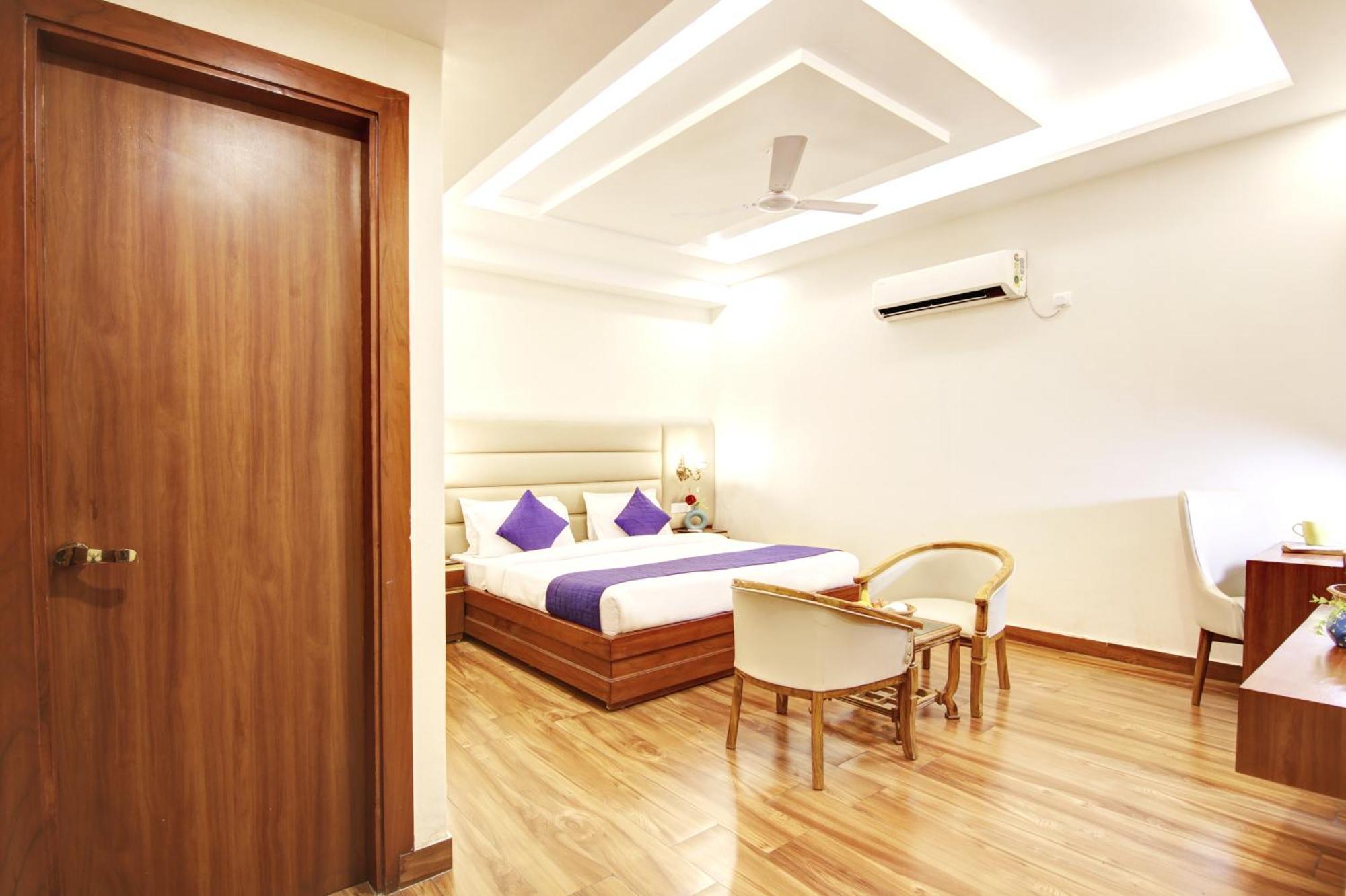 Marks Hotel & Banquet Noida Kültér fotó