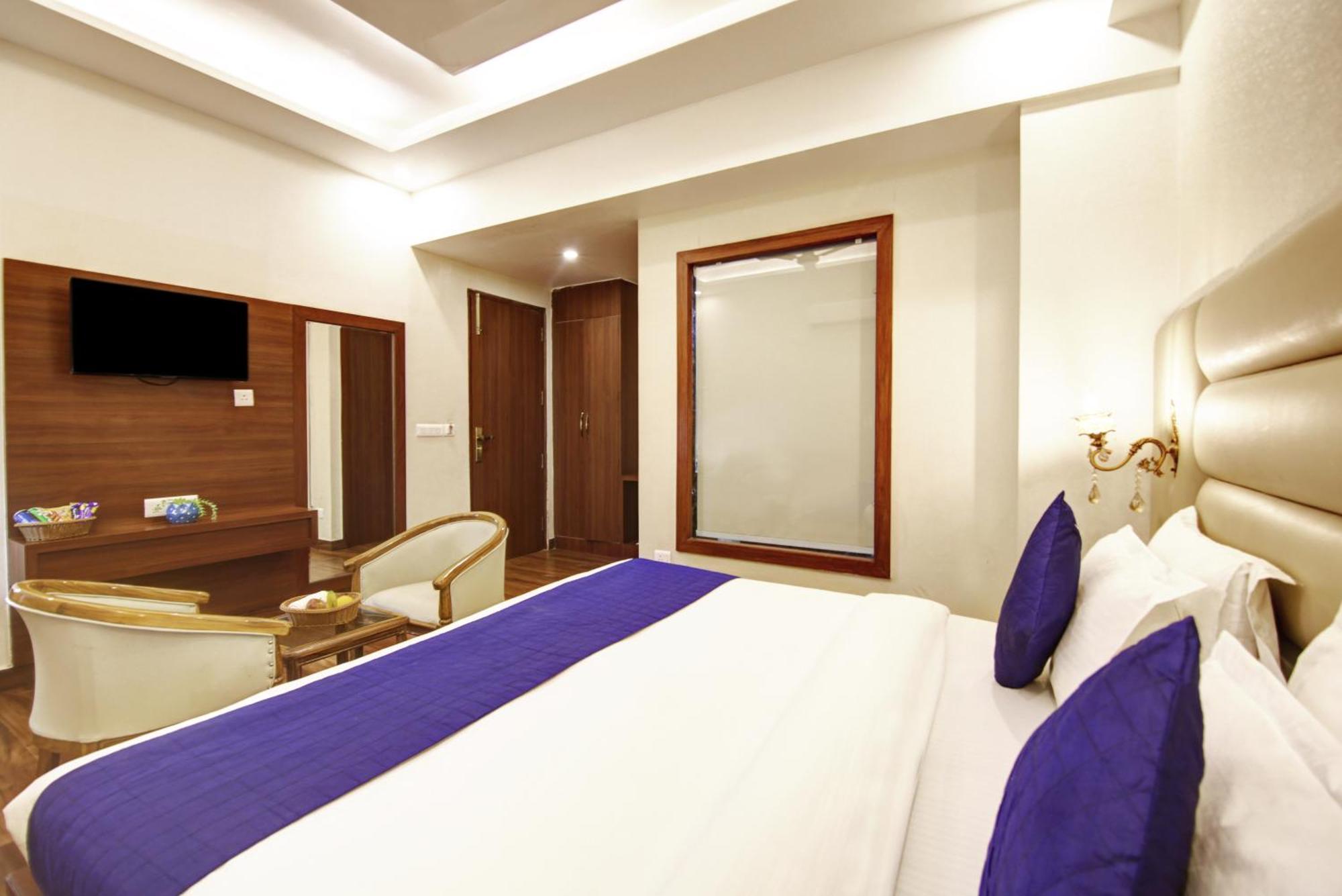 Marks Hotel & Banquet Noida Kültér fotó