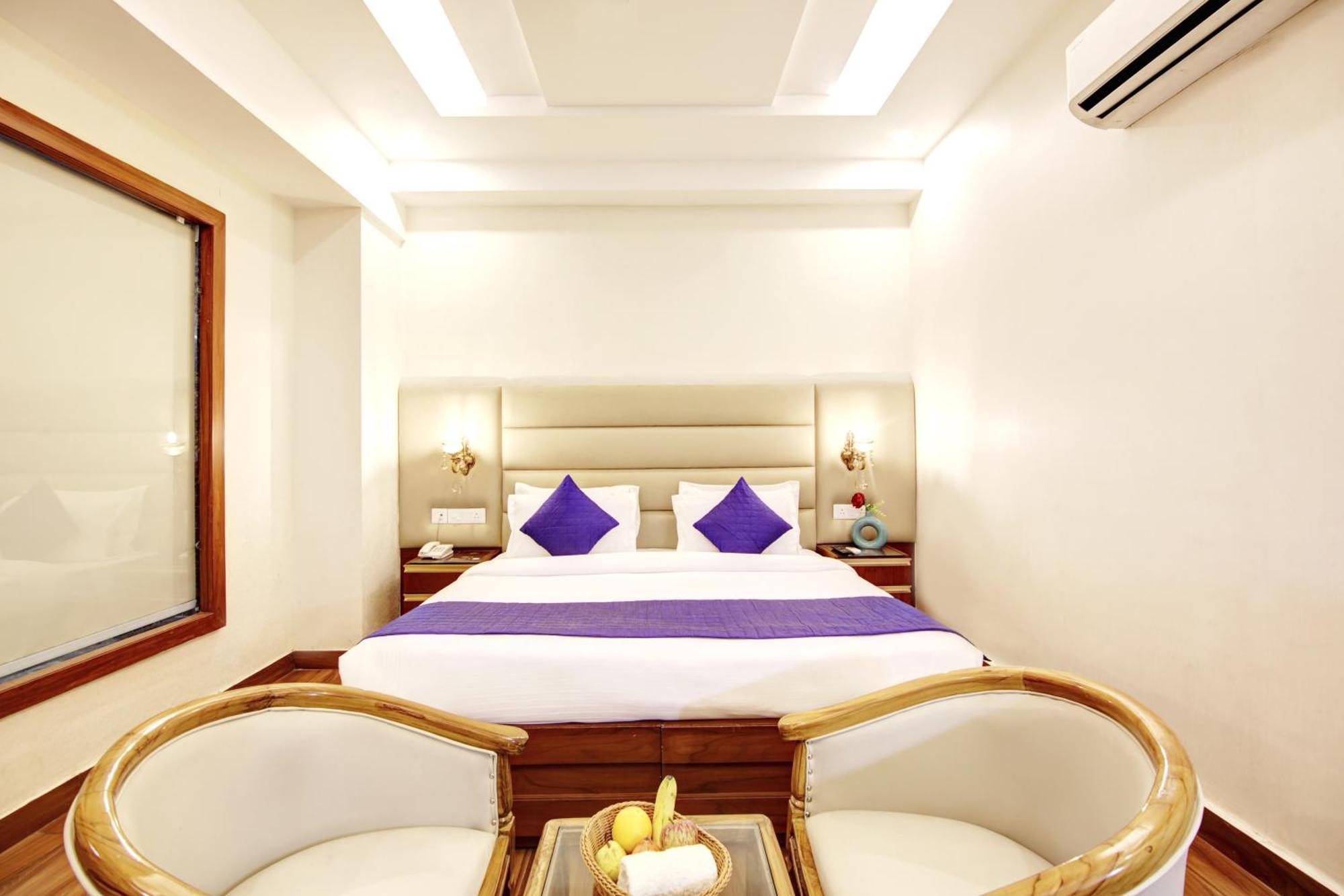 Marks Hotel & Banquet Noida Kültér fotó