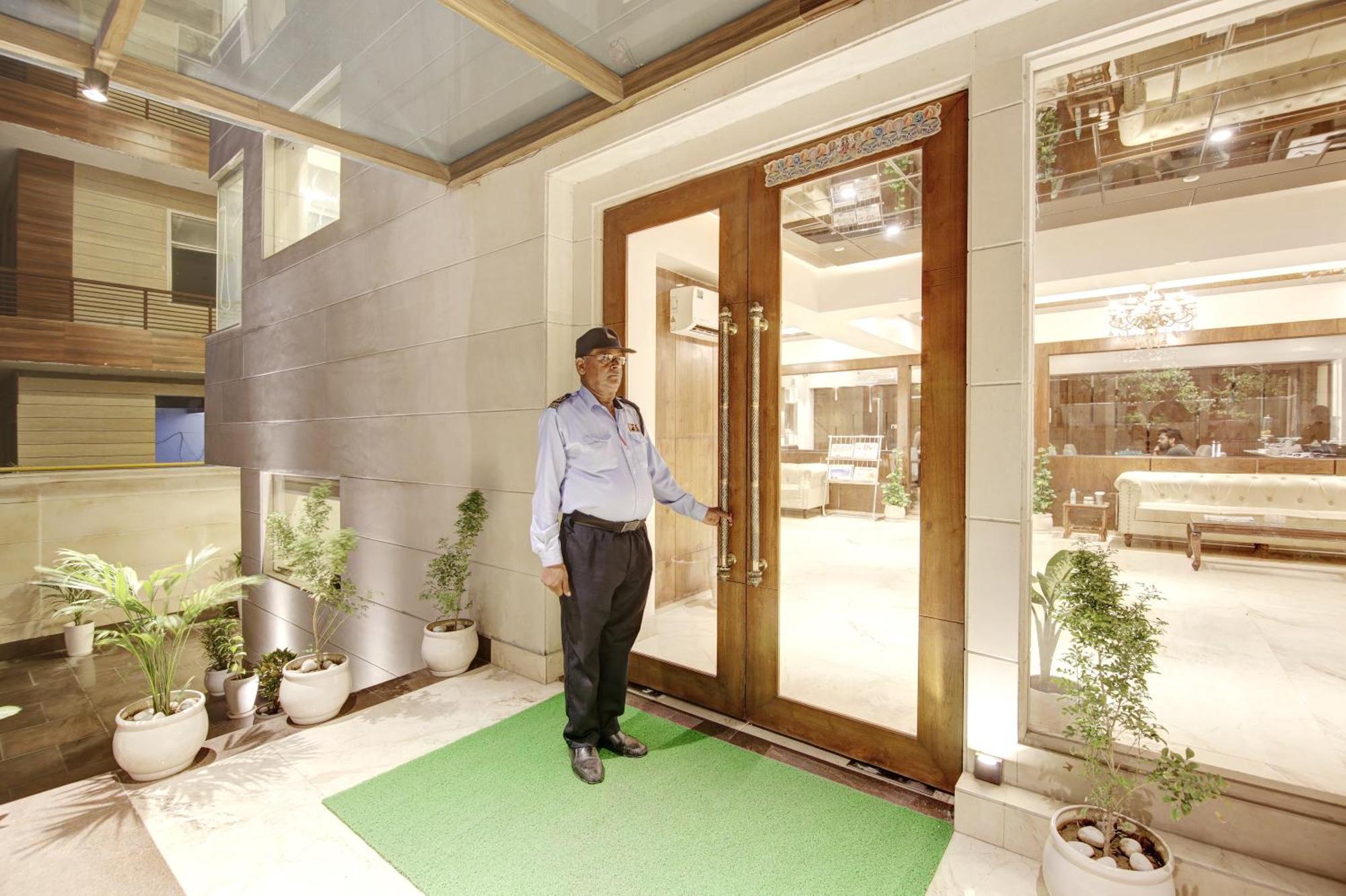 Marks Hotel & Banquet Noida Kültér fotó