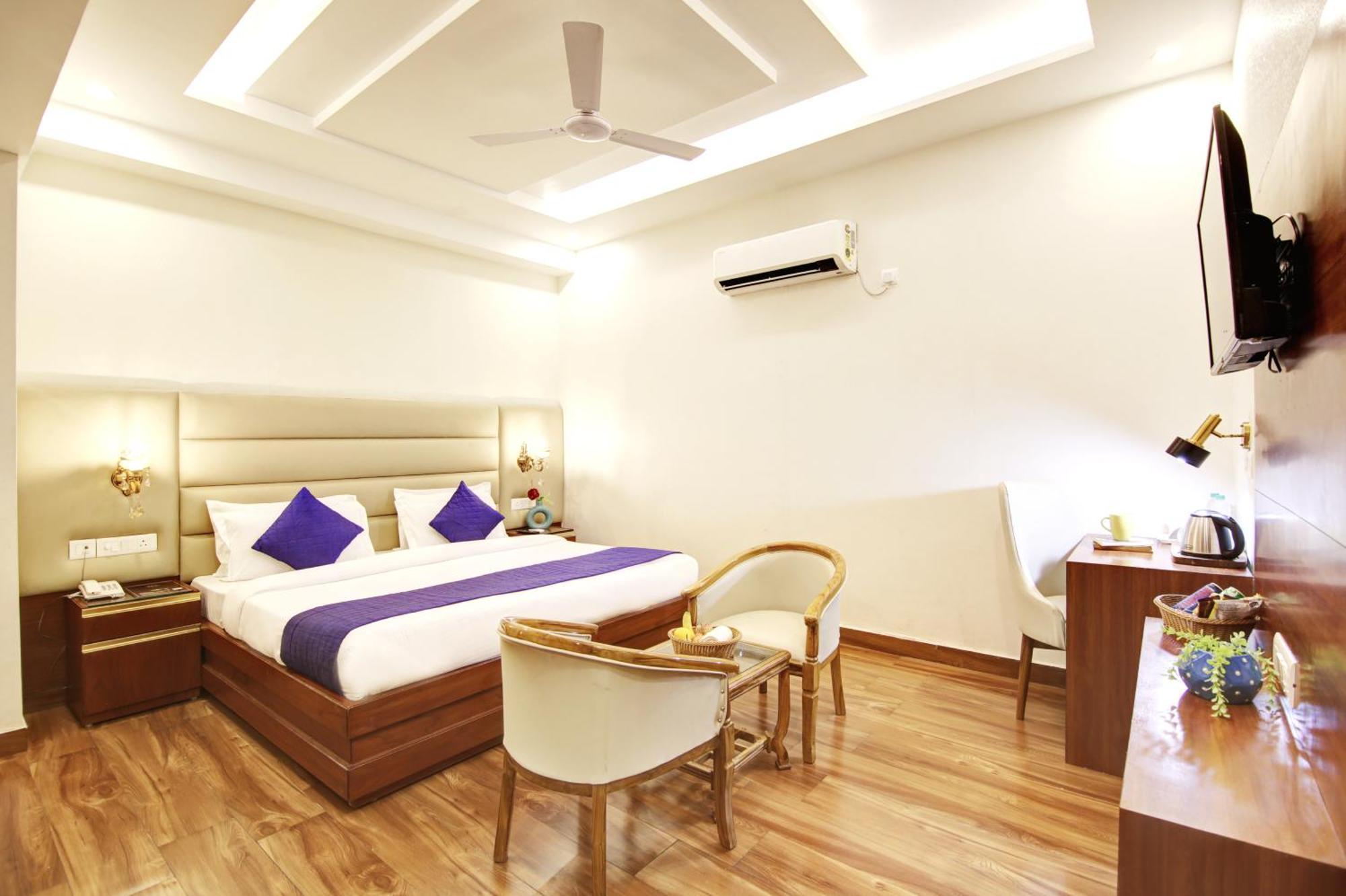 Marks Hotel & Banquet Noida Kültér fotó