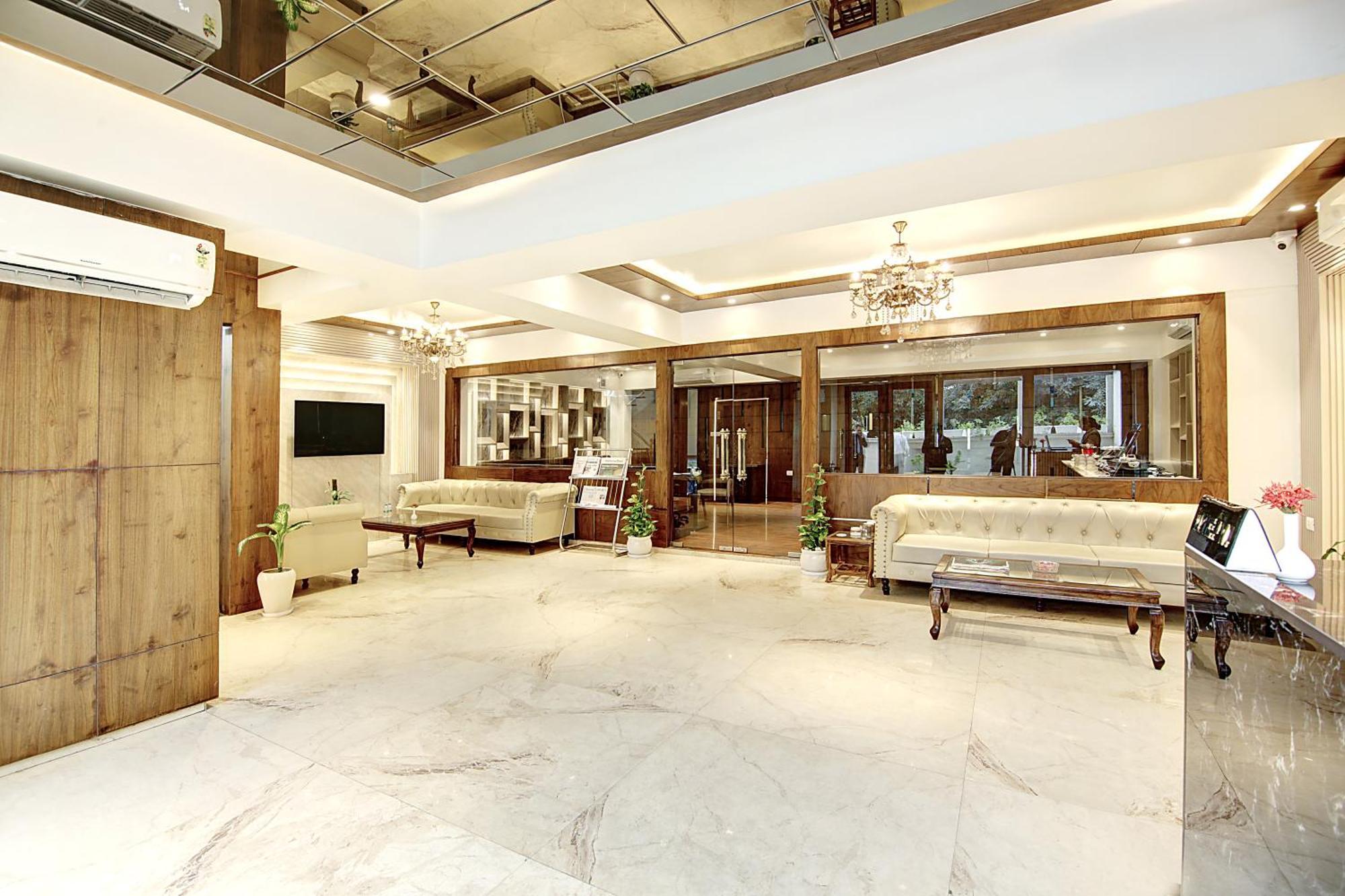 Marks Hotel & Banquet Noida Kültér fotó