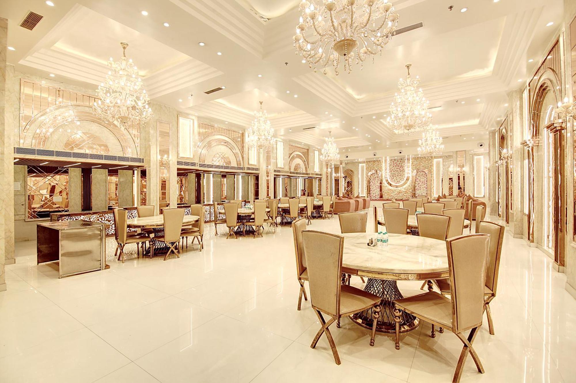 Marks Hotel & Banquet Noida Kültér fotó