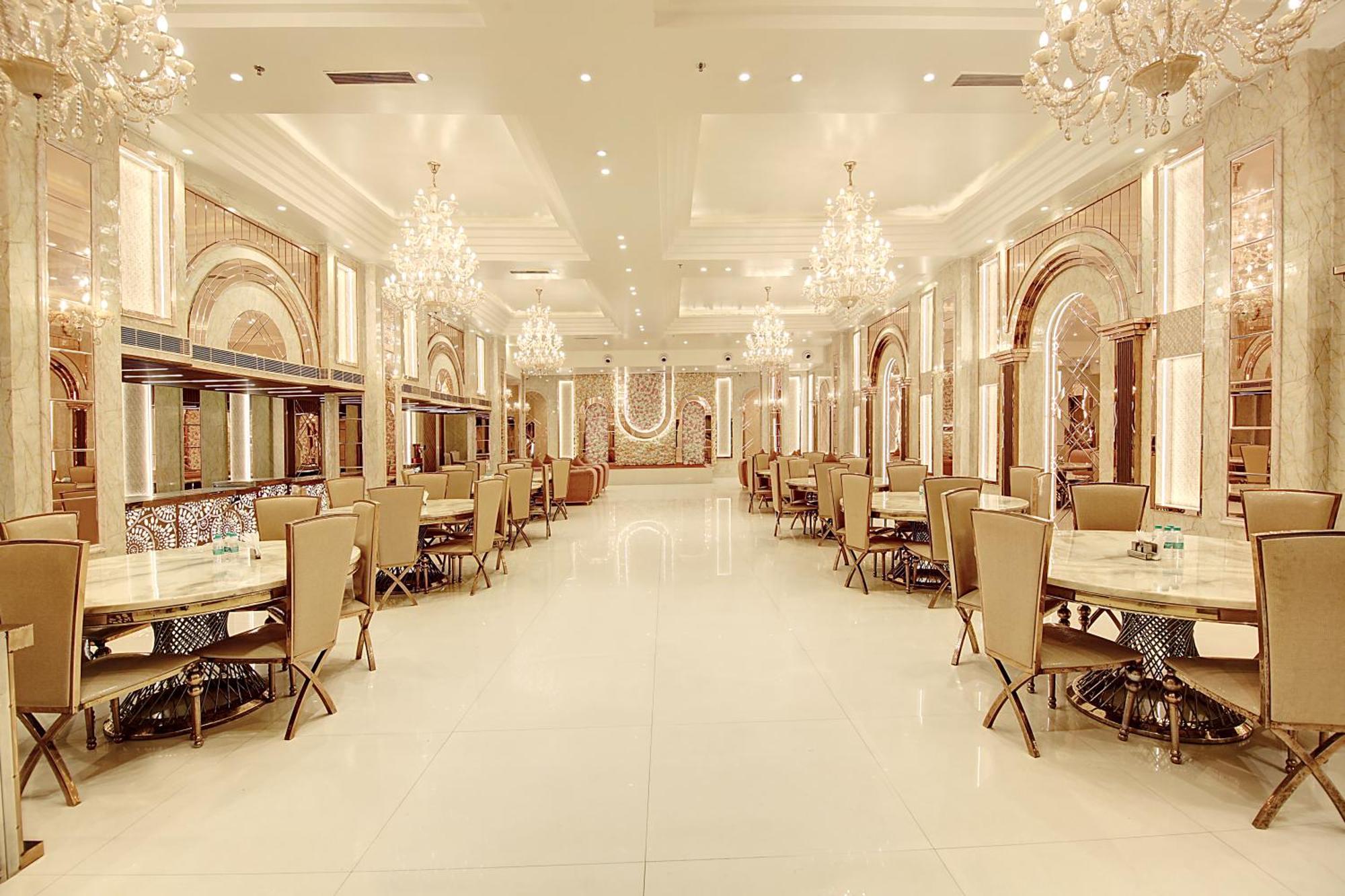 Marks Hotel & Banquet Noida Kültér fotó